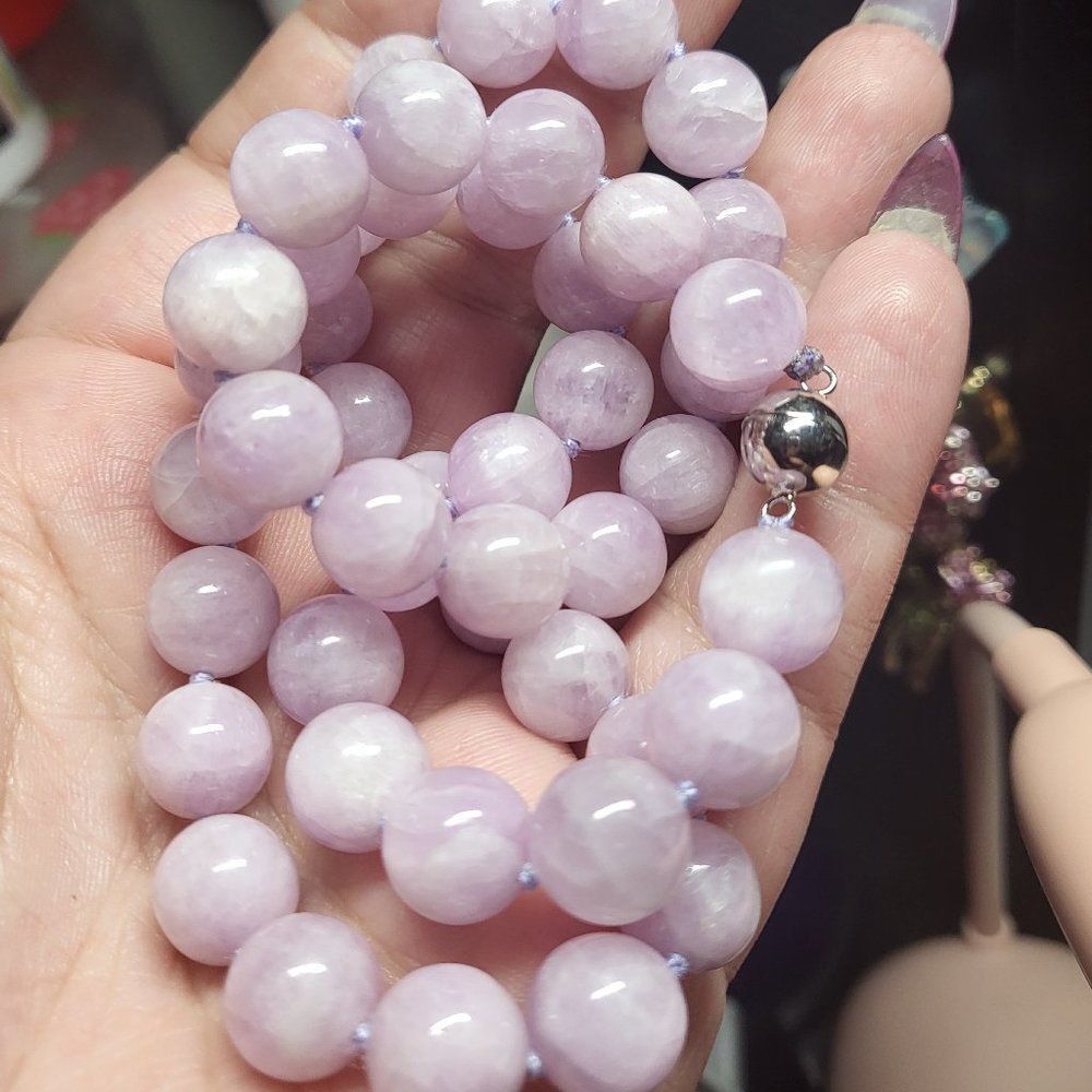 Kunzite Bead Necklace in Sterling Silver Magnetic Clasp - Picture 2 of 7